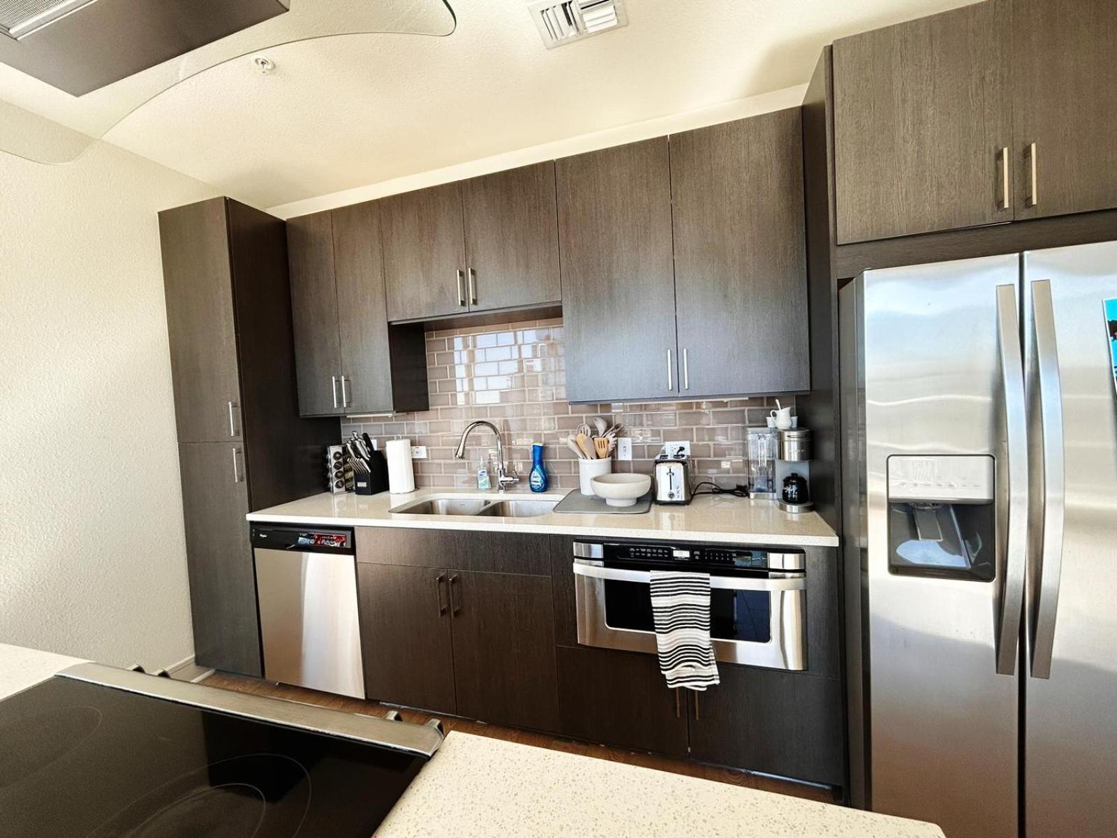 Indulge In Luxury Living 2 Bedroom Gem In The Heart Of Austin With Pool, Gym, And Breathtaking Views Экстерьер фото